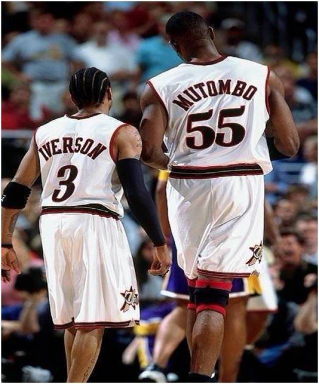 队重视中间 队重视中间